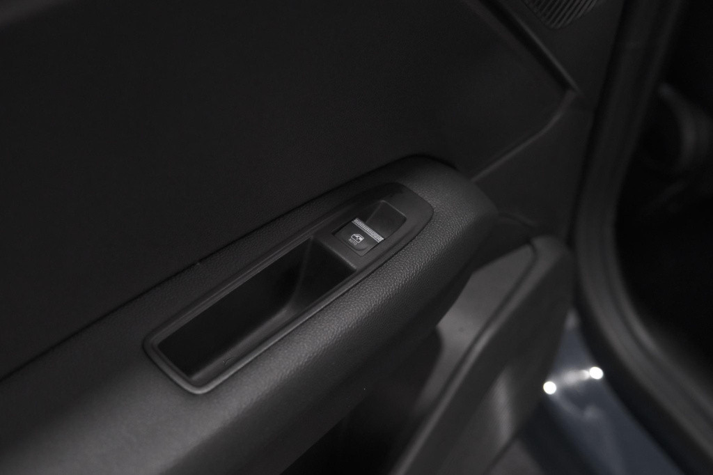 Renault Captur mild hybrid 140 edc techno | pack winter | camera | navigati
