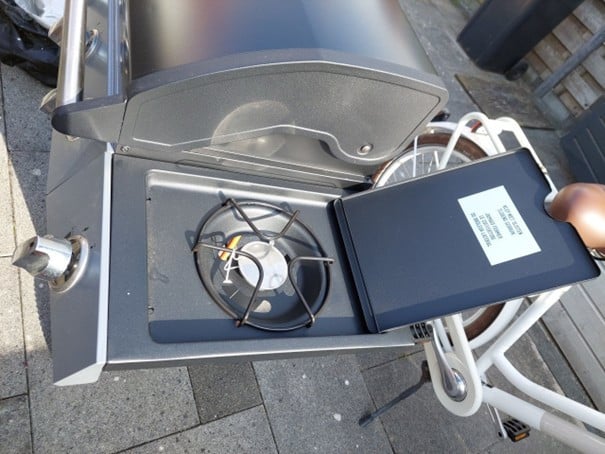 Gas barbecue