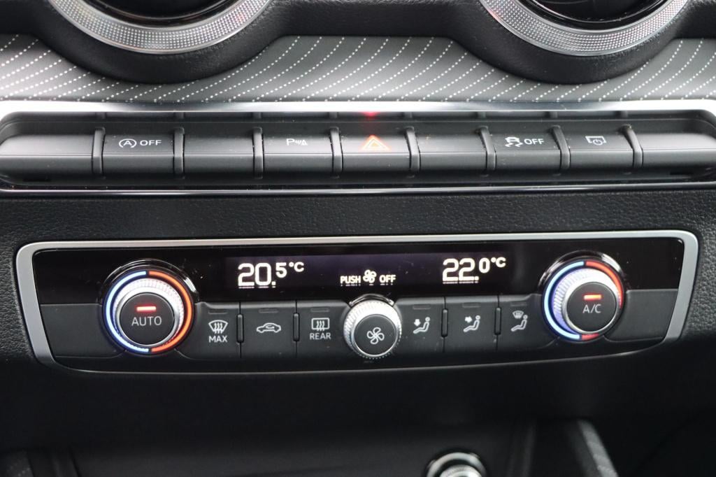 Audi Q2 35 tfsi | s edition | 150pk | s-tronic | ambiente | zwart optiek