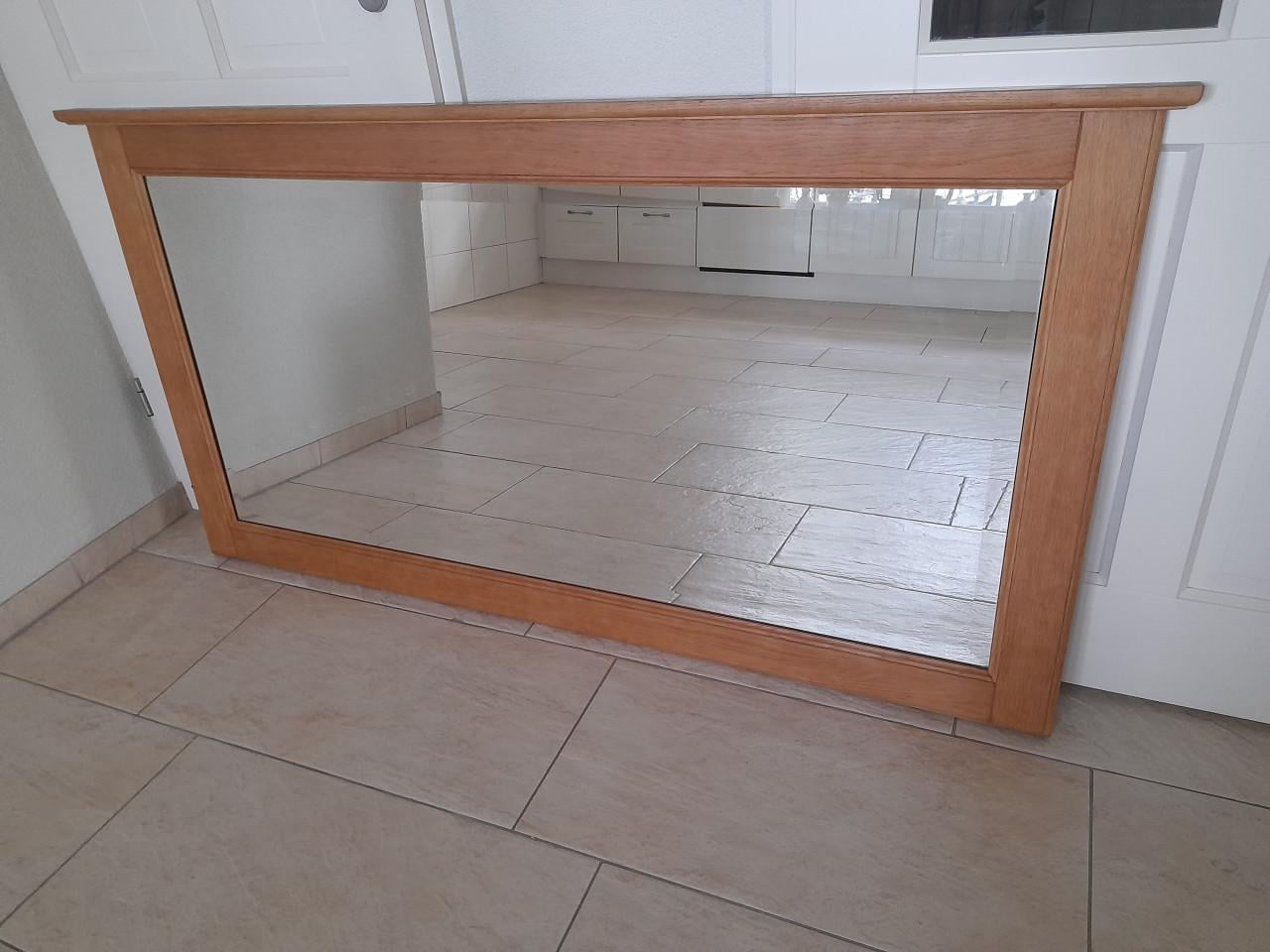 Prachtige grote spiegel 150 x 80 (in goede nette staat)
