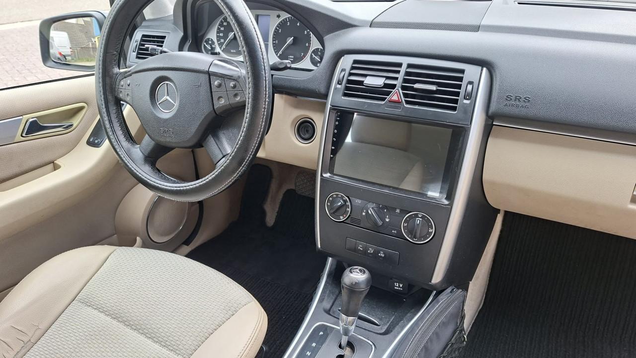 Mercedes klasse 200 Automaat 5drs bj:2008 airco-navigatie lm-velgen