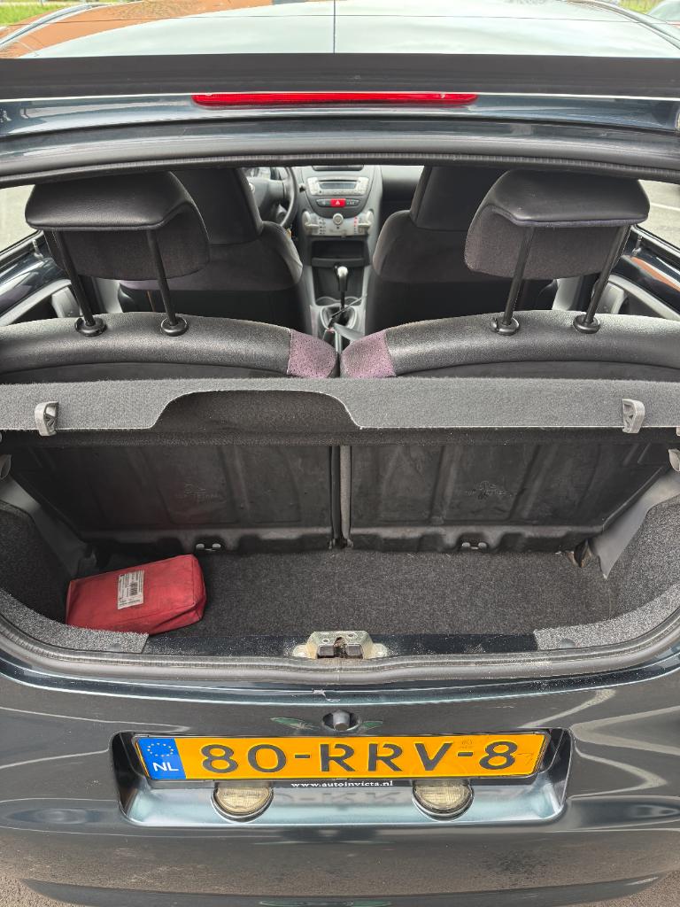 Toyota Aygo 1.0-12v aspiration green navigator