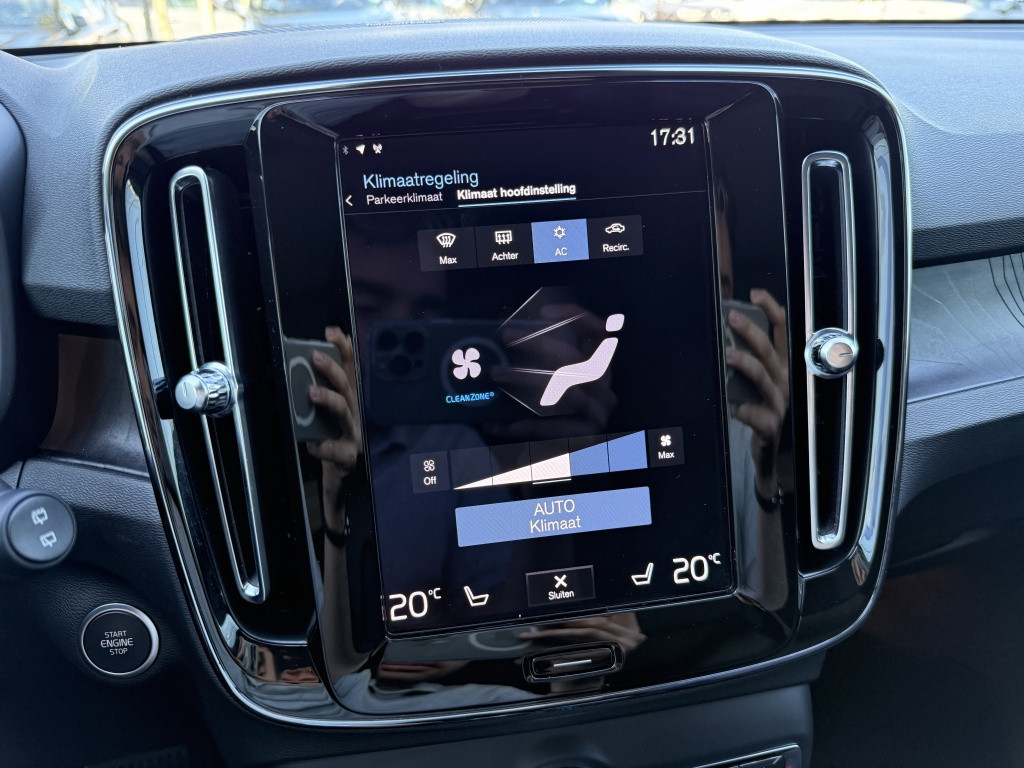 Volvo XC40 t5 262pk recharge ultimate bright| panodak| adap.cruise| trekhaa