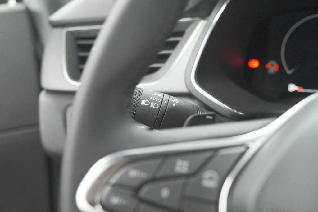 Renault Captur mild hybrid 160 edc techno | camera | navigatie | apple carp
