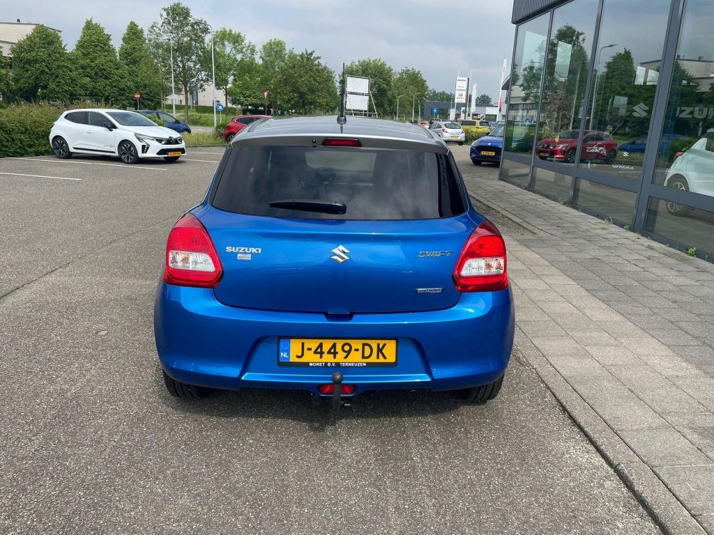 Suzuki Swift 1.2 select smart hybrid cruise control|trekhaak