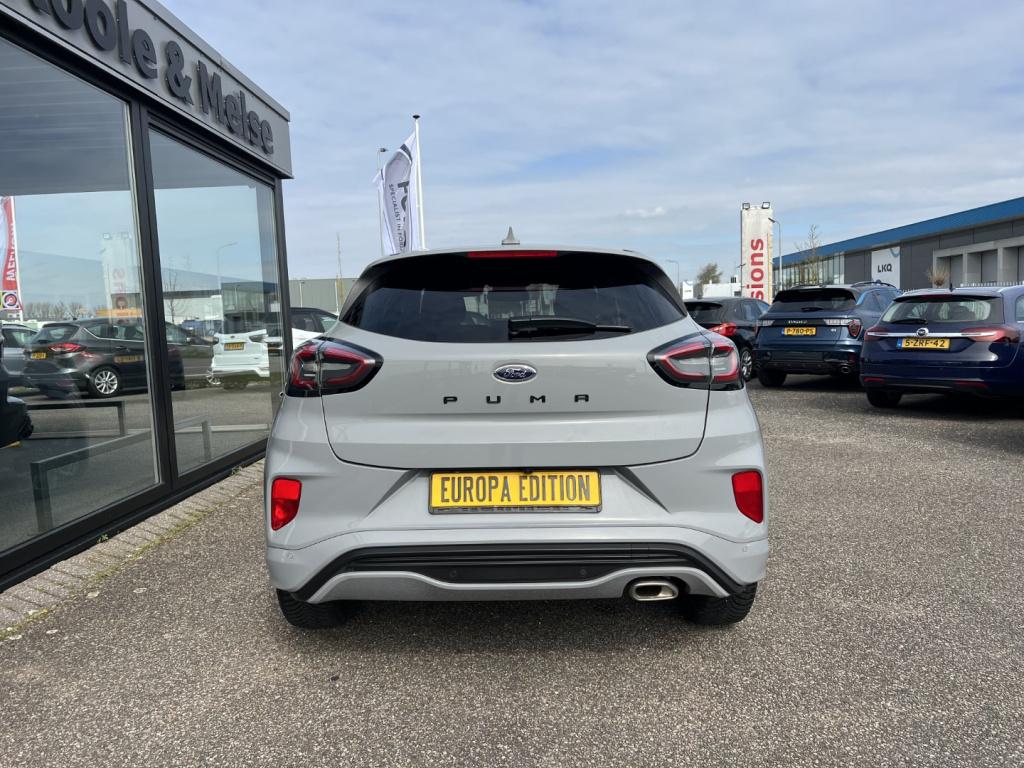 Ford Puma 1.0i ecoboost hybrid 125pk st-line x , voorruitverwarming , stoel