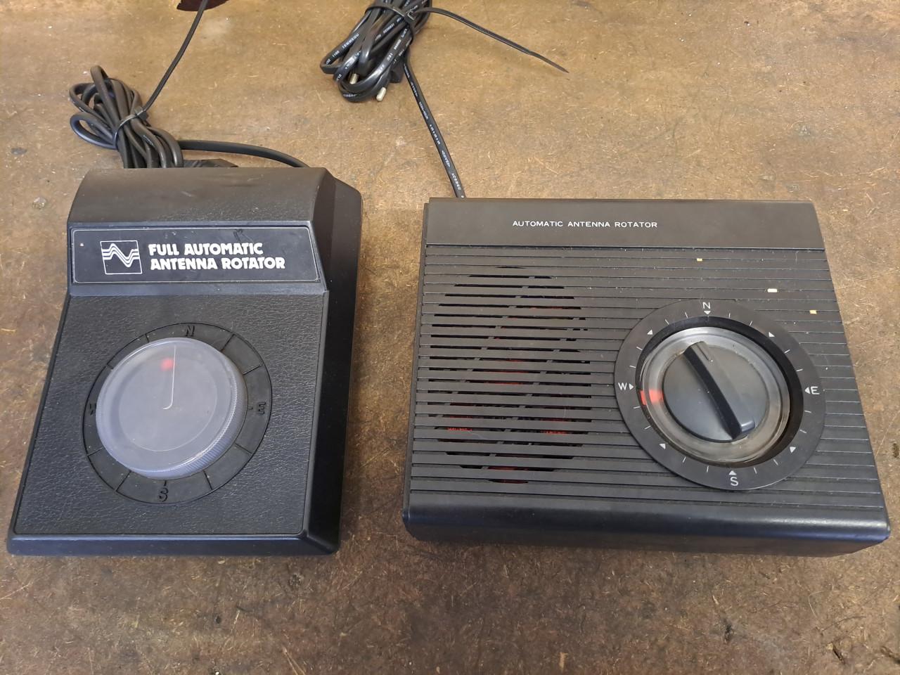 Te koop mooie spullen voor rommelmarkt dis is adv 1 er is nog een adv