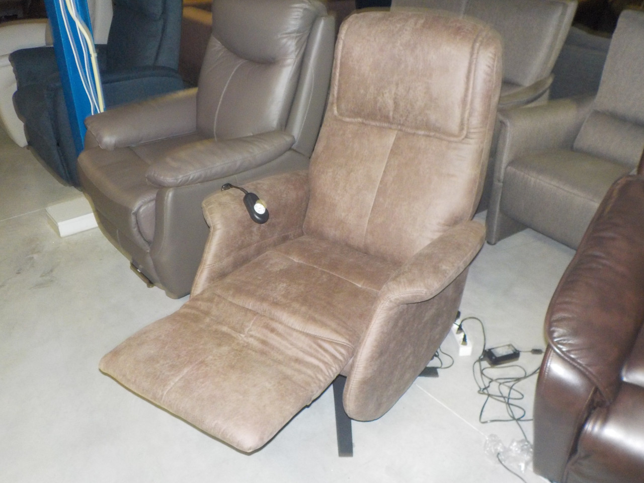 Nieuwe elektrische stoffen sta-op  draai relax fauteuil in meerdere kleuren