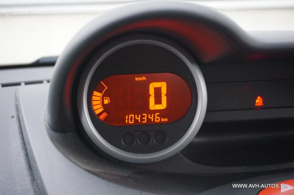 Renault Twingo 1.2-16v authentique