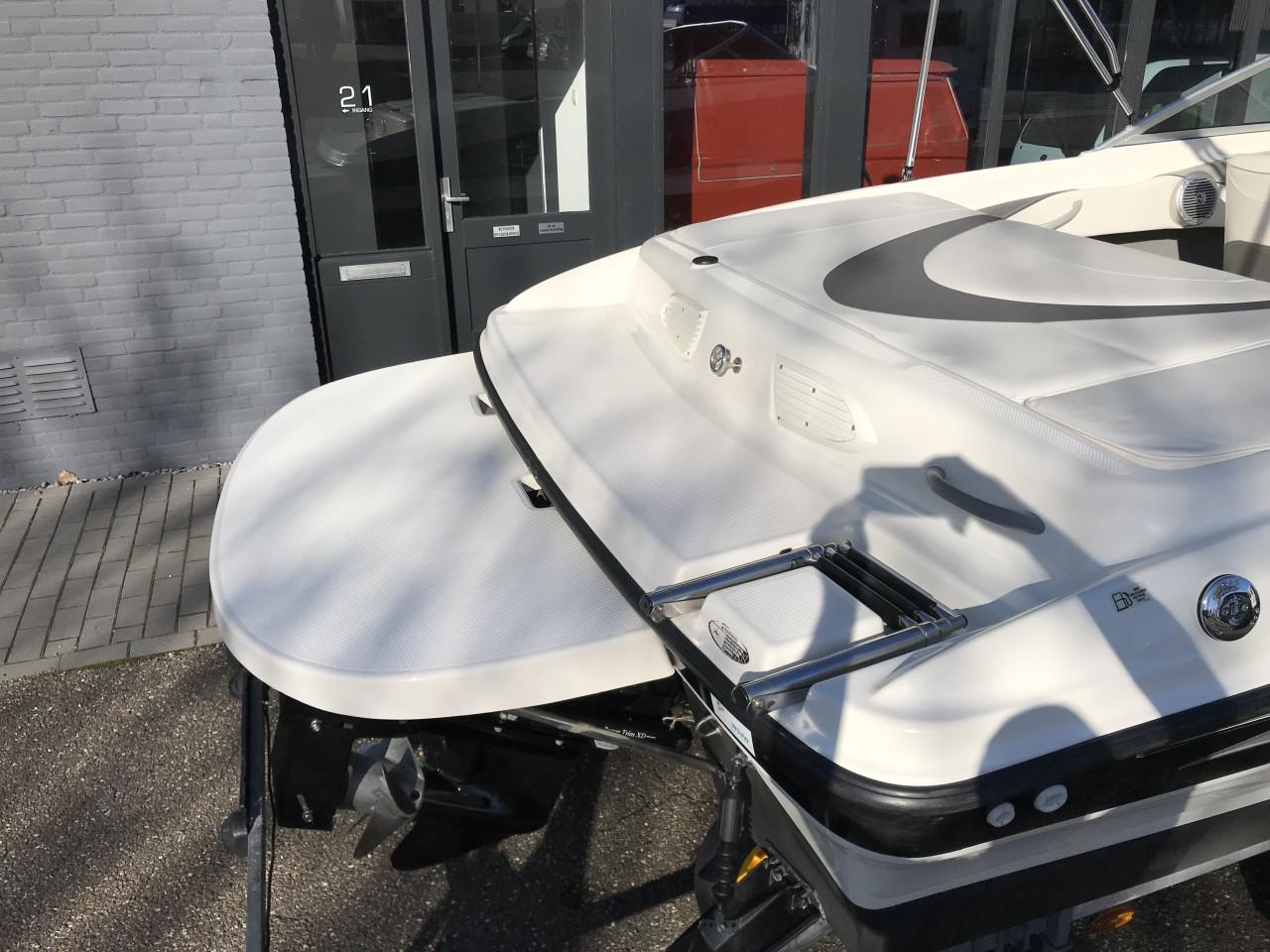 BAYLINER 185 BOWRIDER