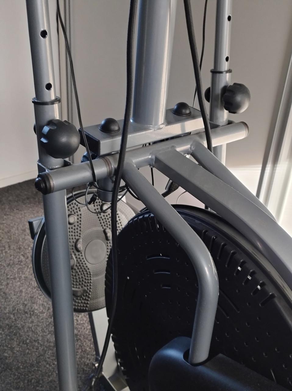 Rössler crosstrainer , weinig gebruikt