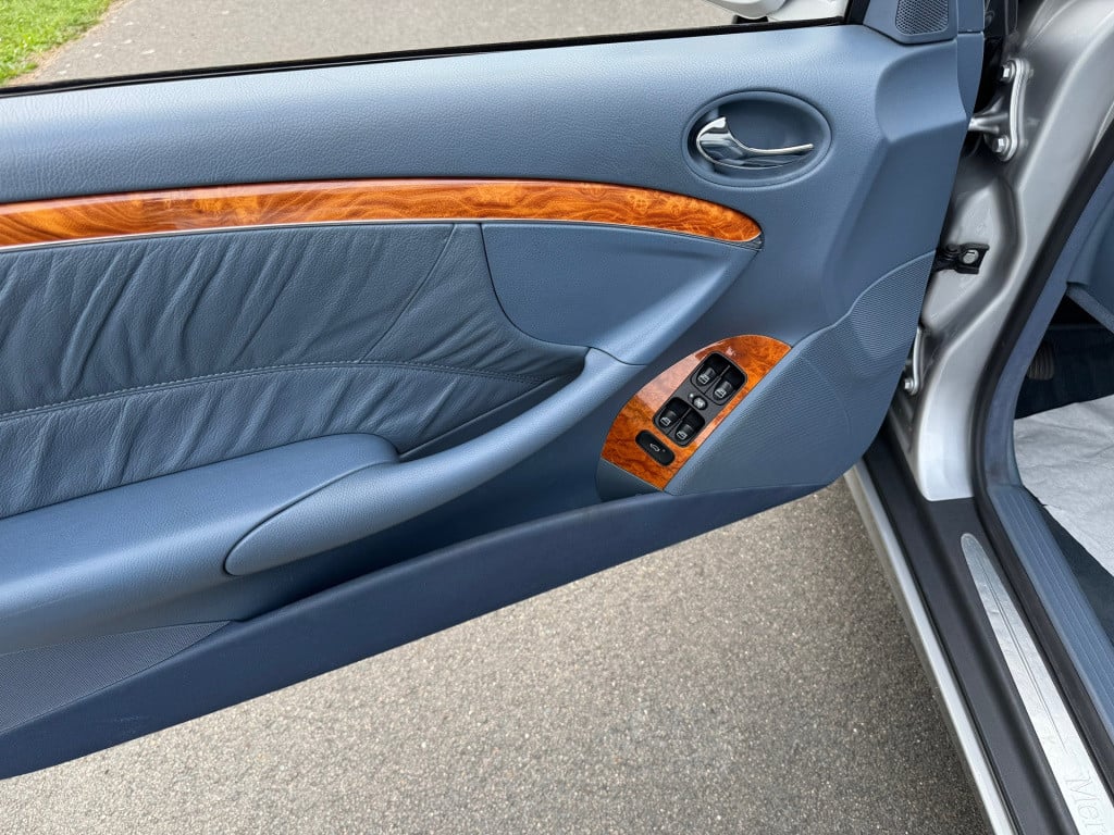 Mercedes-Benz Clk-klasse cabrio 320 elegance automaat , trekhaak