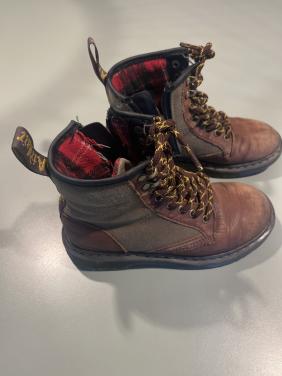 Dr Martens mt 32