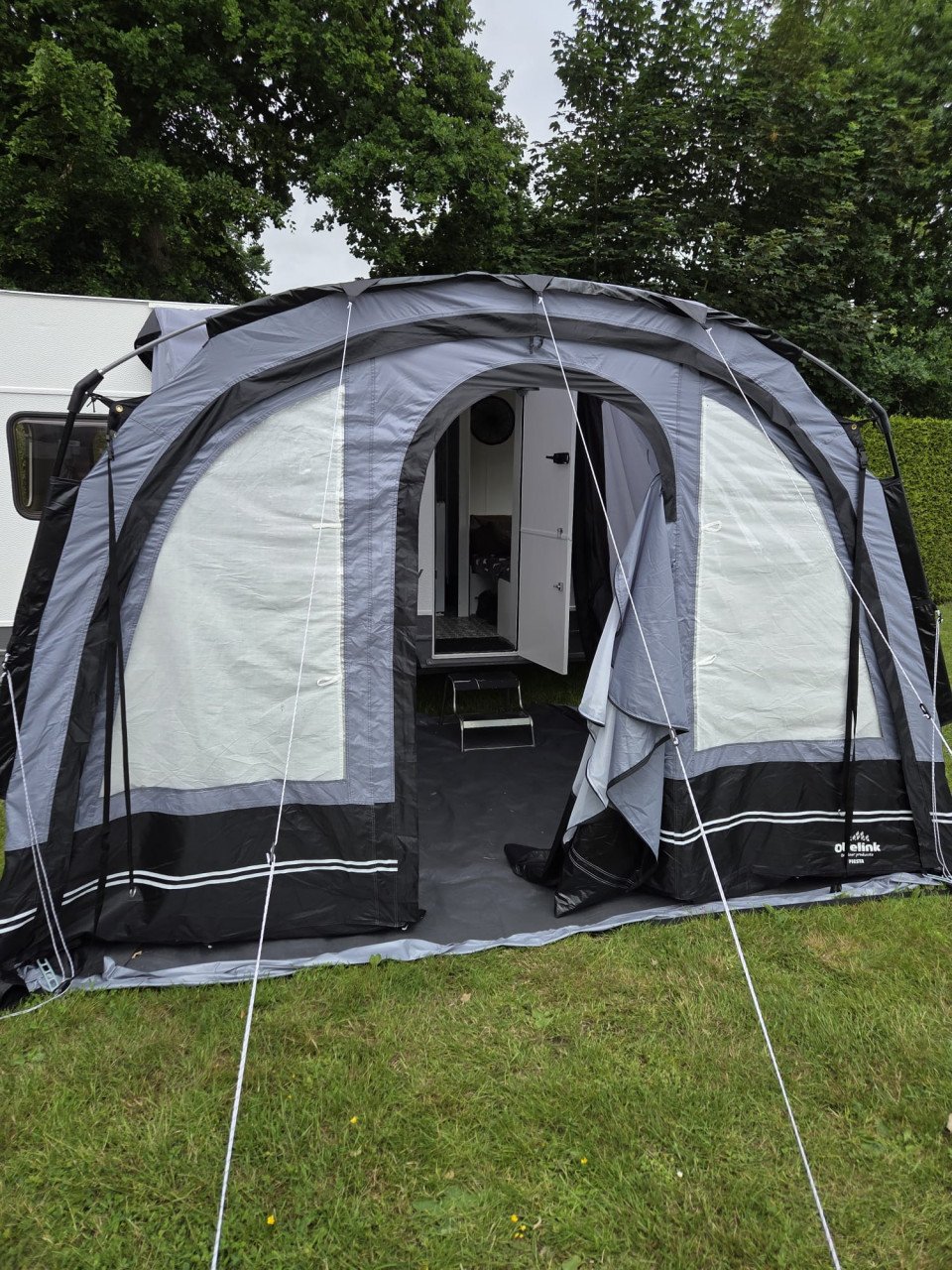 Voortent Obelink Fiesta