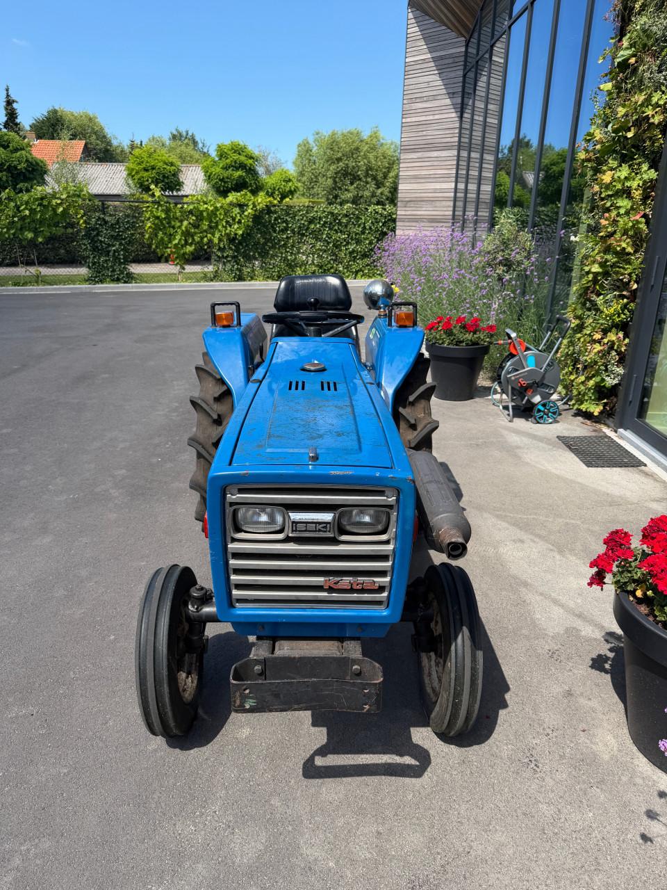 Iseki tu1700 mini-tractor