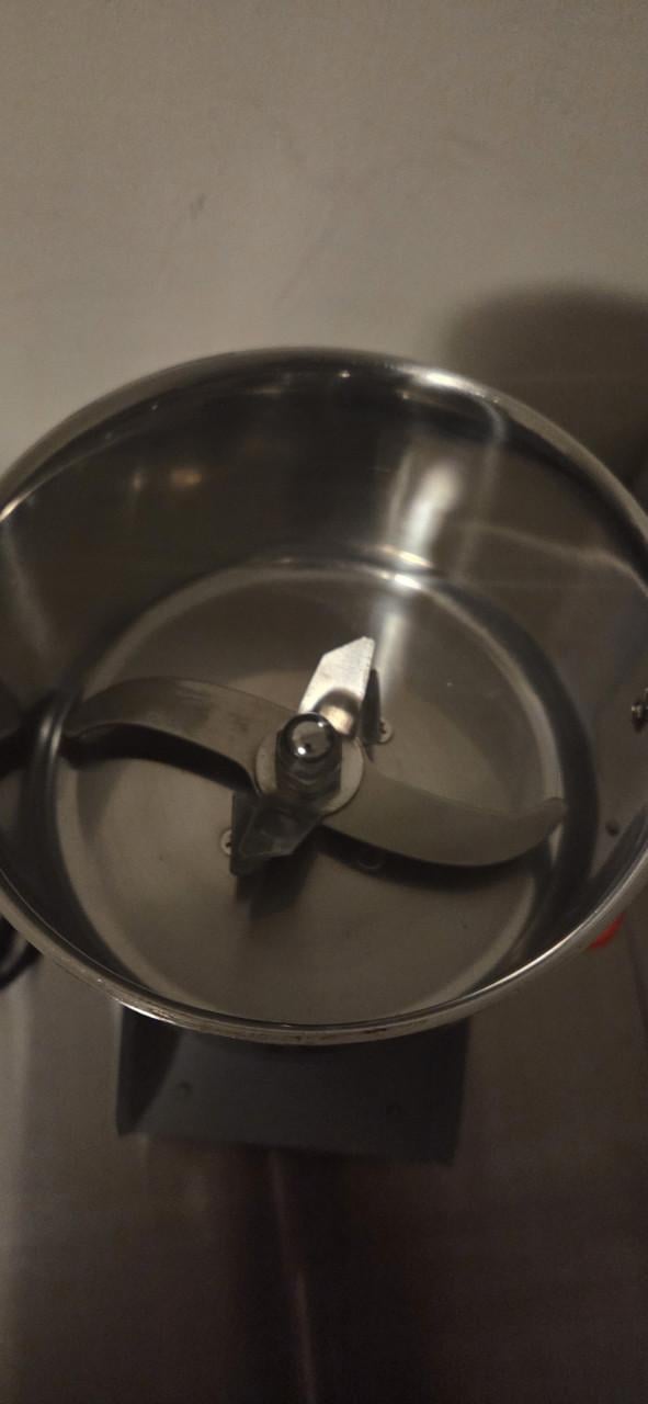 Grinder/molen voor graan, kruiden, koffie etc