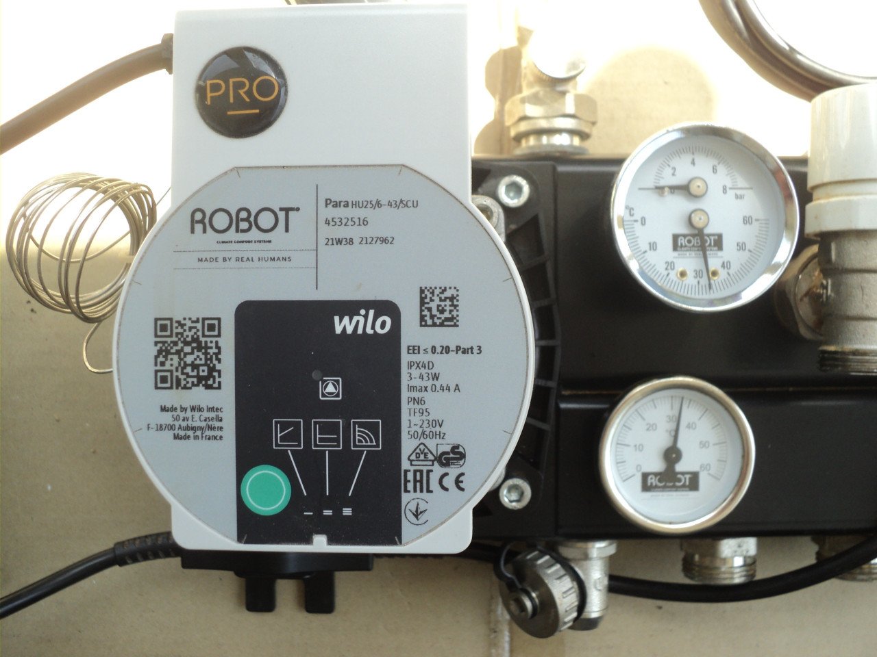 Vrijwel nieuwe 4 groep verdeler vloerverwarming ENERGI ZUINIG +