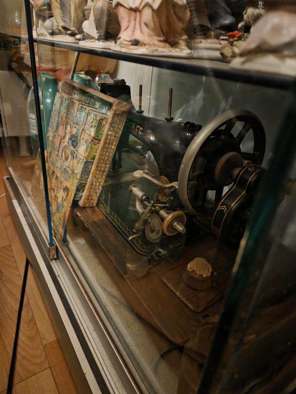 Antieke naaimachine's