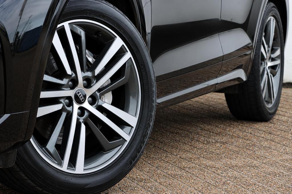 Audi Q5 sportback 55 tfsi e s edition competition 368pk s tronic | soh 99,6