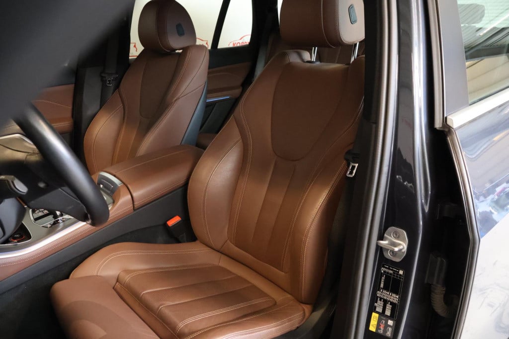 BMW X5 xdrive45e high executive nl auto, memory, luchtvering, carplay & and