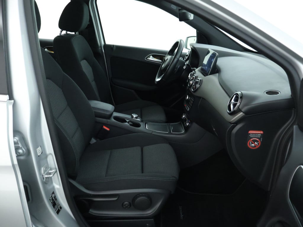 Mercedes-Benz B-Klasse 180 ambition | panoramadak | memory stoel | climate 