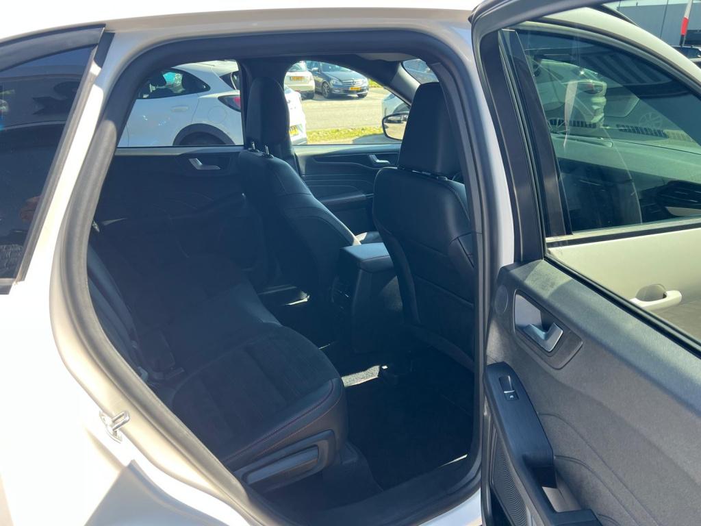 Ford Kuga 2.5 phev e-cvt 225pk st-line x , trekhaak , winterpack , adaptive