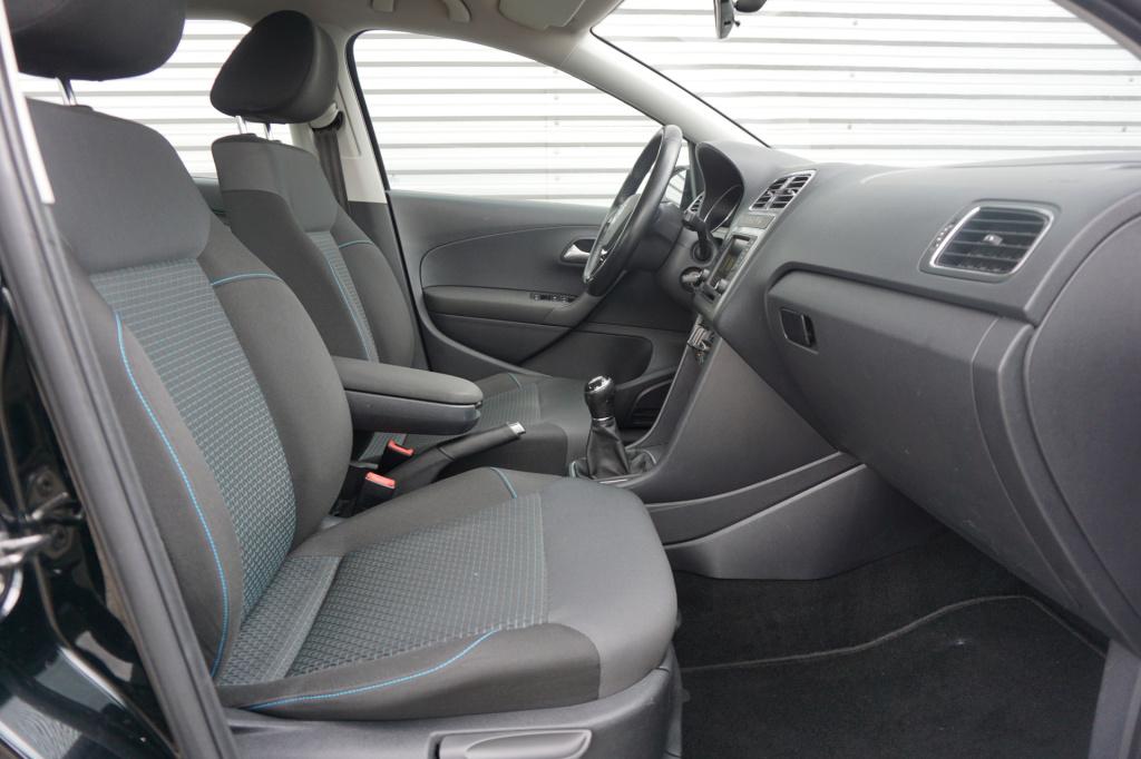 Volkswagen Polo 1.4 tdi bluemotion airco / navi / cruise / parkeers. / elek