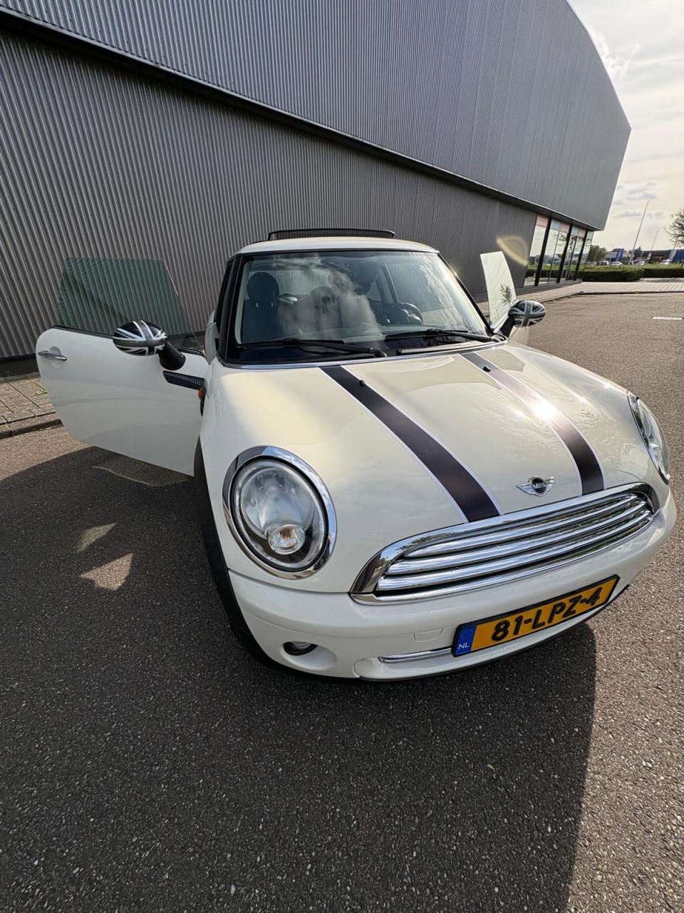Prachtige Mini One*2010*Pano*Airco*157000km