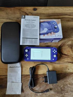 Nitendo switch lite