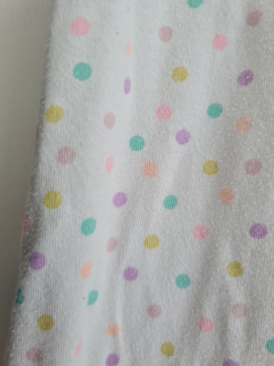 2X slaapzakken wit / zwart en pastelkleuren Nightwear  Maat 86-110 samen €5
