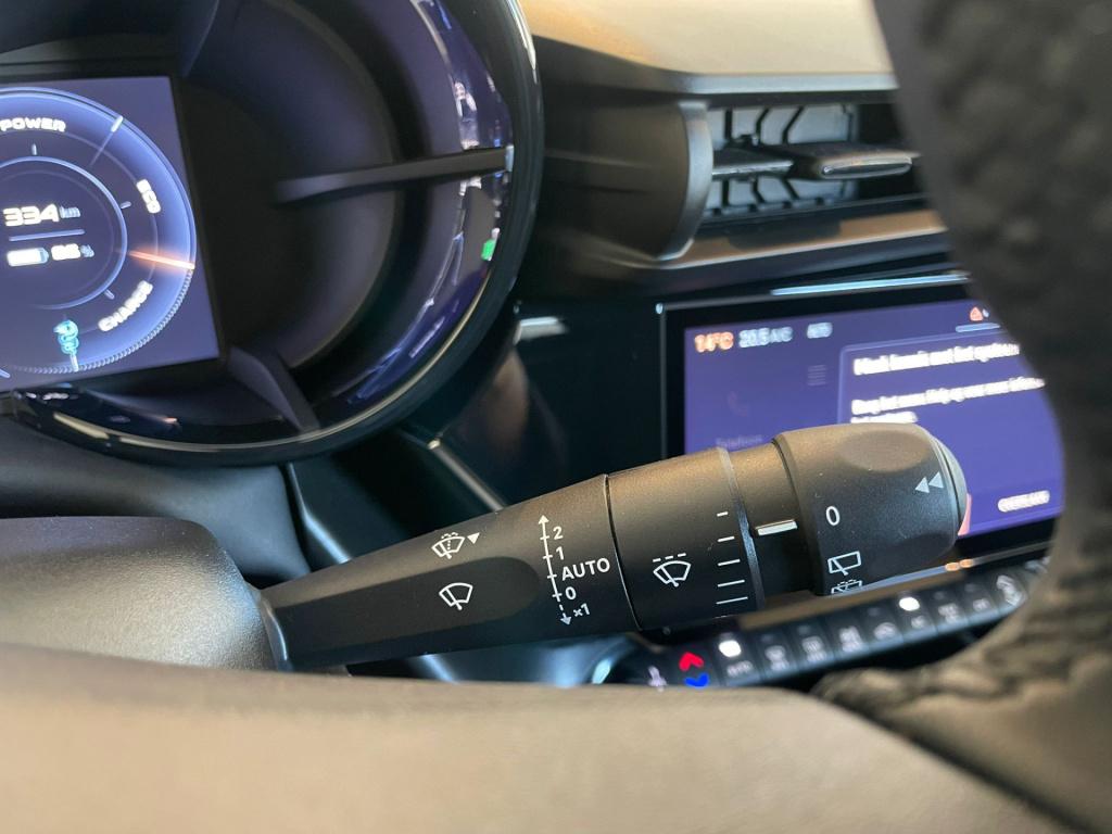 Alfa Romeo Junior elettrica 54 kwh