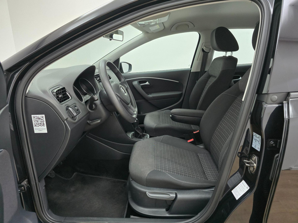Volkswagen Polo occasion comfortline black edition met cruisecontrol en leu