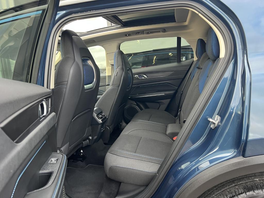 Lynk & Co 01 1.5 261pk phev plug inn hybrid , pano dak,360gr camera , car p