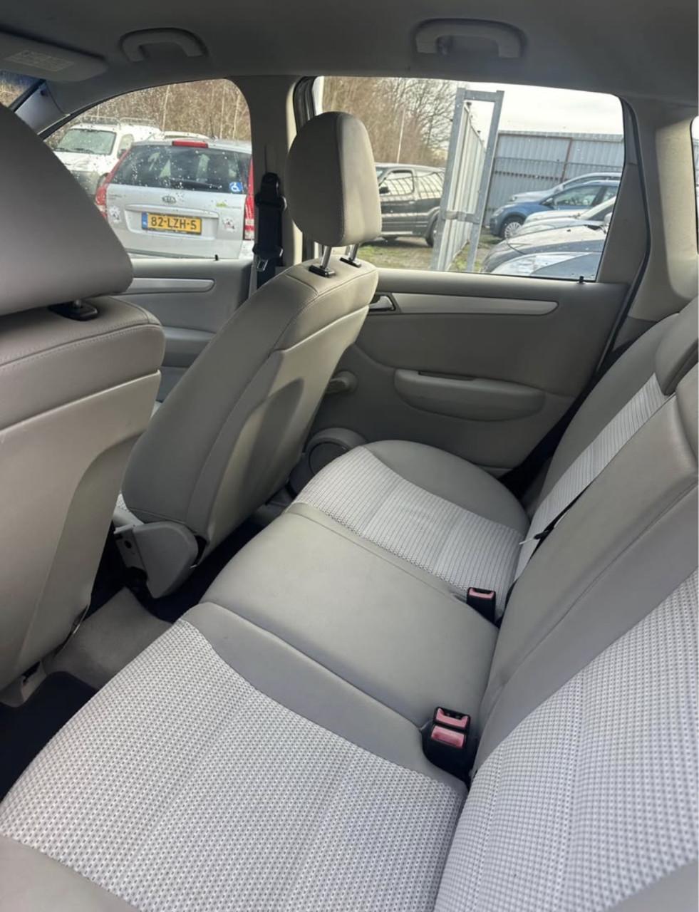 Mercedes-Benz A-Klasse A170 Automaat, Airco, Stoelverwarming, 112.Dkm