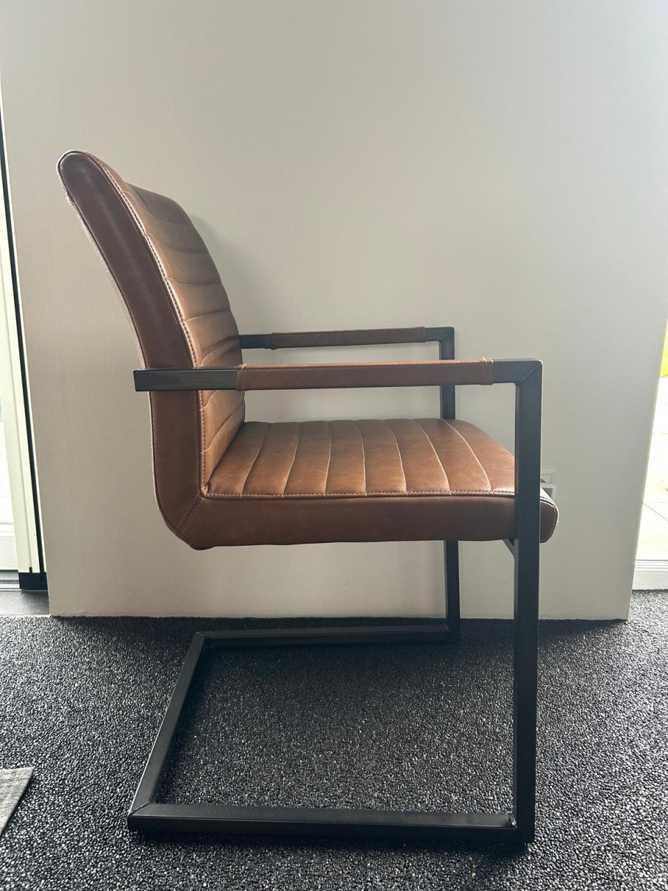 Eetkamerstoelen cognac