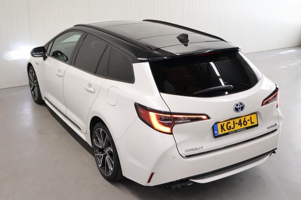Toyota Corolla Touring Sports 2.0 hybrid executive