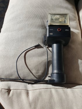 High Class vintage Camera Flitser/ Flash Braun 420 BVC...