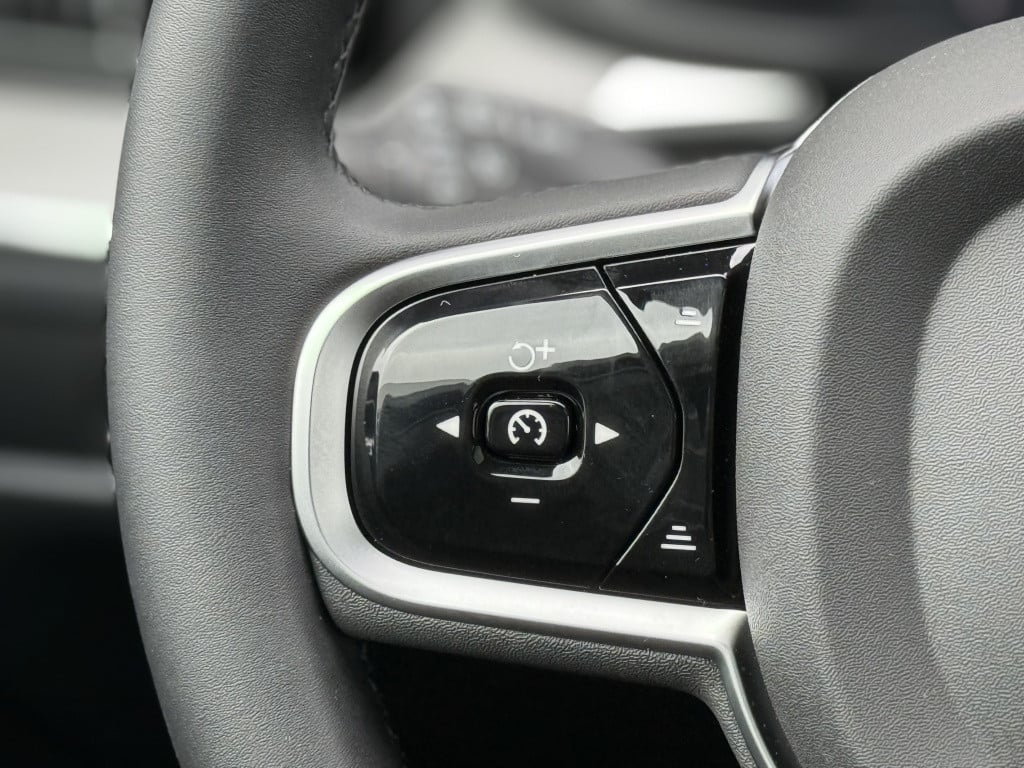 Volvo XC60 t6 awd ultra dark massage 22" inch | nieuwpr. € 89.421 |