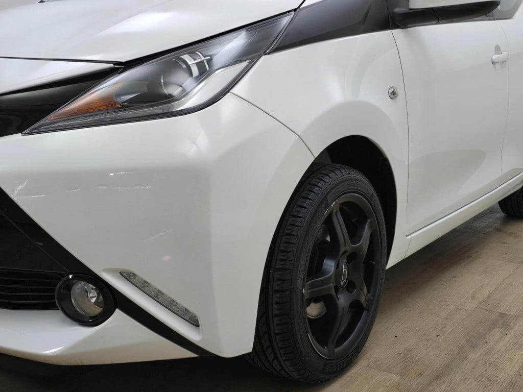 Toyota Aygo occasion 1.0 vvt-i x-play met parkeercamera | tweedehands toyot
