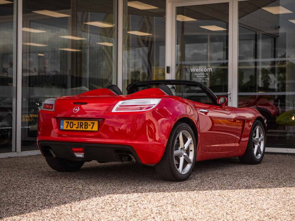 Opel GT 2.0 turbo premium pakket i 310 pk