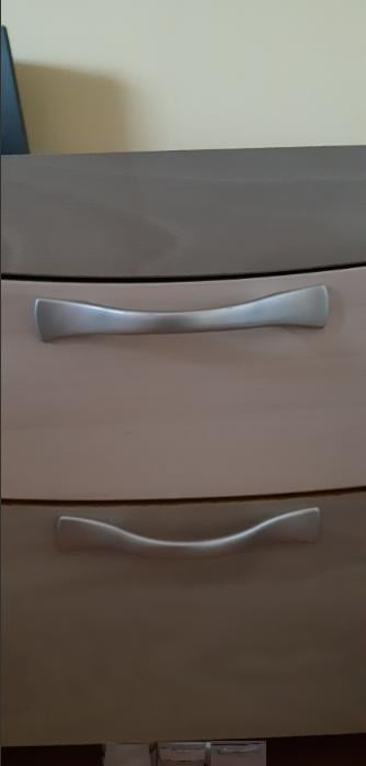 Slaapkamer ledikant, lattenbodem, lade, nachtkastje, kast 2-deurs, 2 x kast