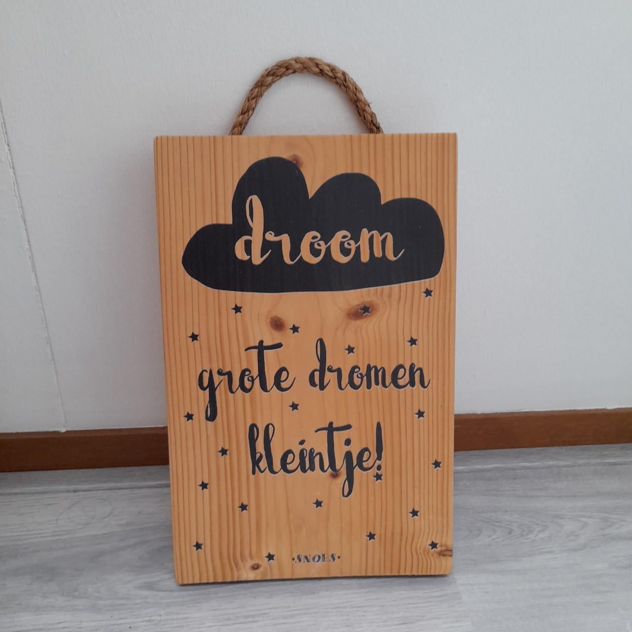 Houten bordje voor babykamer