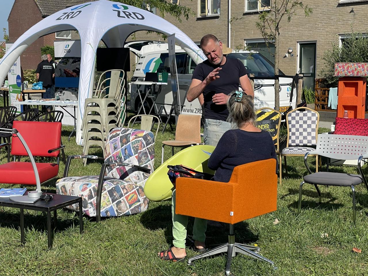 Oosterscheldestraat nr 41 Wemeldinge - heel veel spullen te koop!