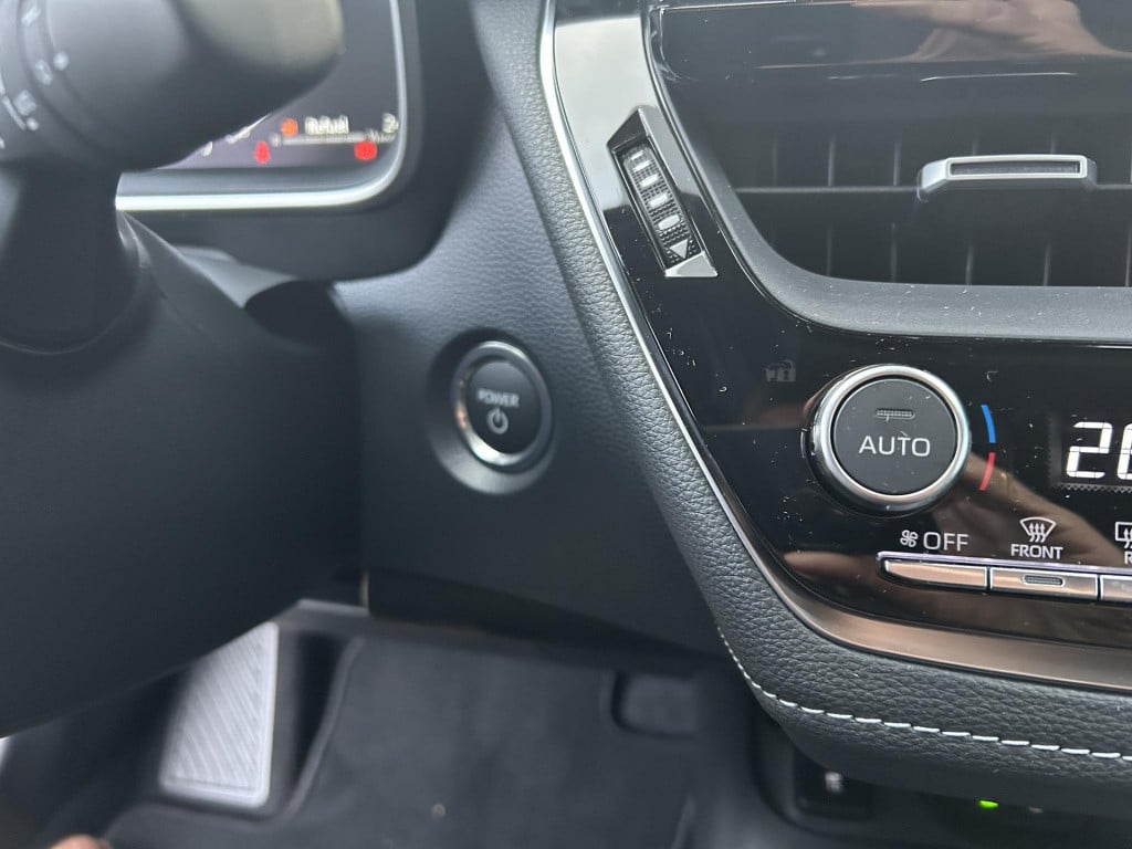 Suzuki Swace 1.8 hybrid style automaat nu met 3000,- korting!