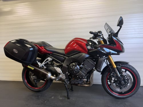 Goed onderhouden en complete Yamaha FZ1 Fazer!
