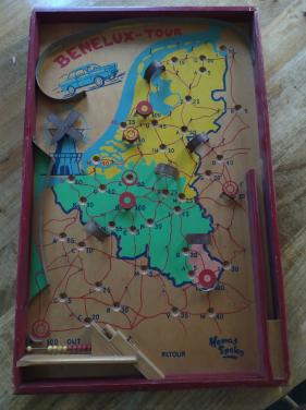 Houten homas knikkerbaan