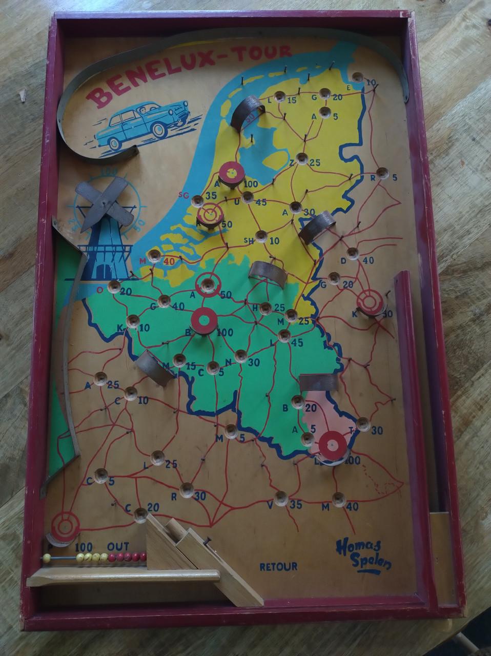 Houten homas knikkerbaan