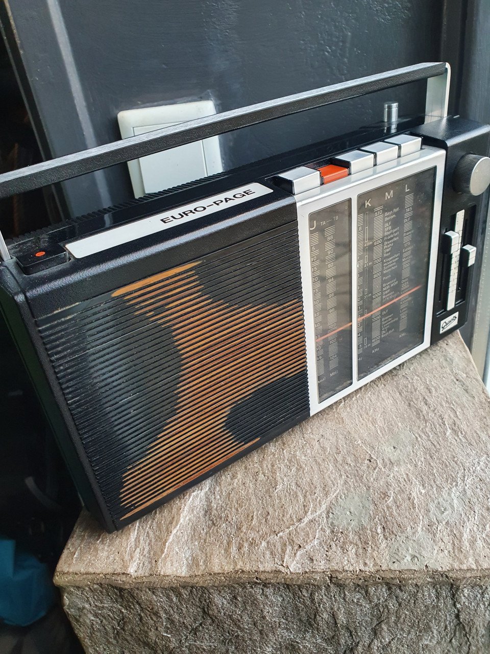 Vintage Graetz Euro-Page 303 draagbare radio, transistorradio jaren 70...