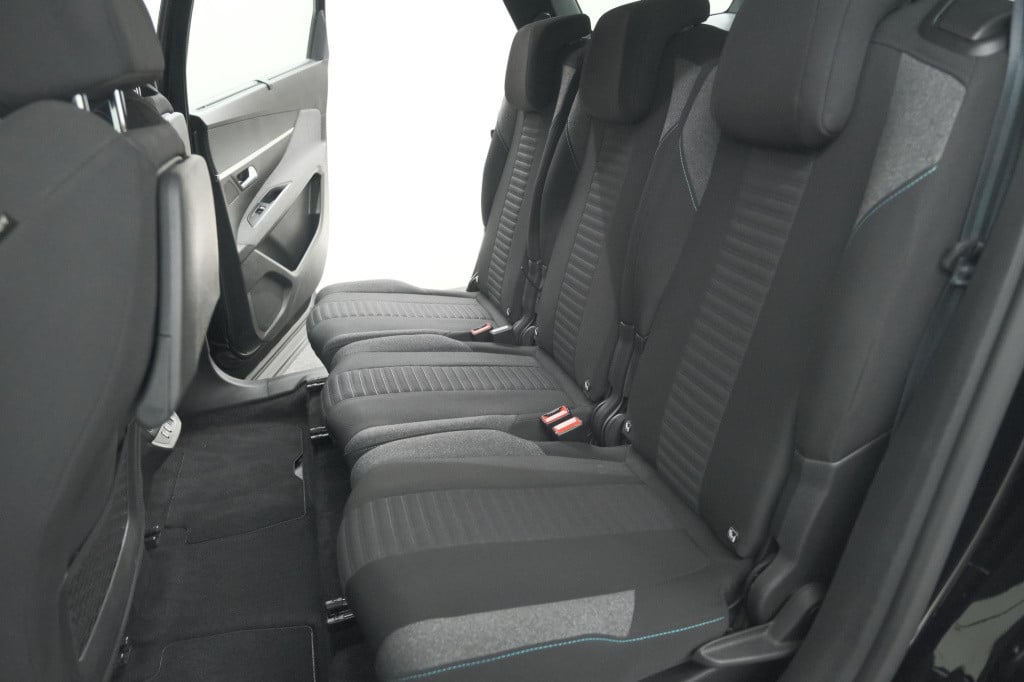 Peugeot 5008 puretech 130 eat8 active pack business | 7 zitplaatsen | camer