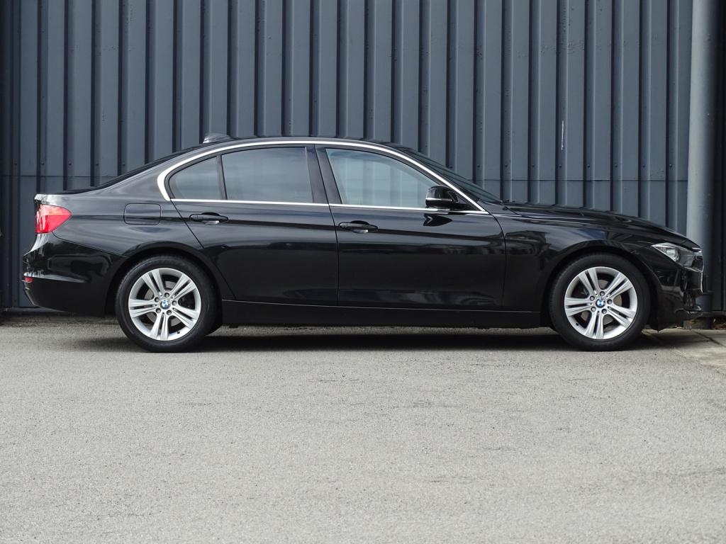 BMW 3-serie 316i upgrade edition automaat | leder | schuif-/kanteldank | xe